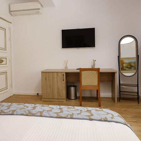 Vila Ferdinand Modern Rooms In Tirana'S Center ห้อง รูปภาพ