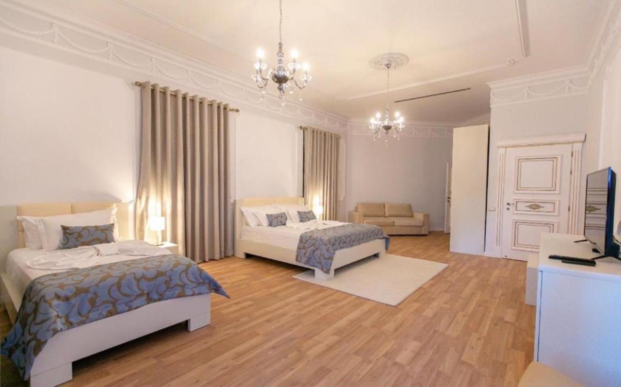 Vila Ferdinand Modern Rooms In Tirana'S Center ภายนอก รูปภาพ