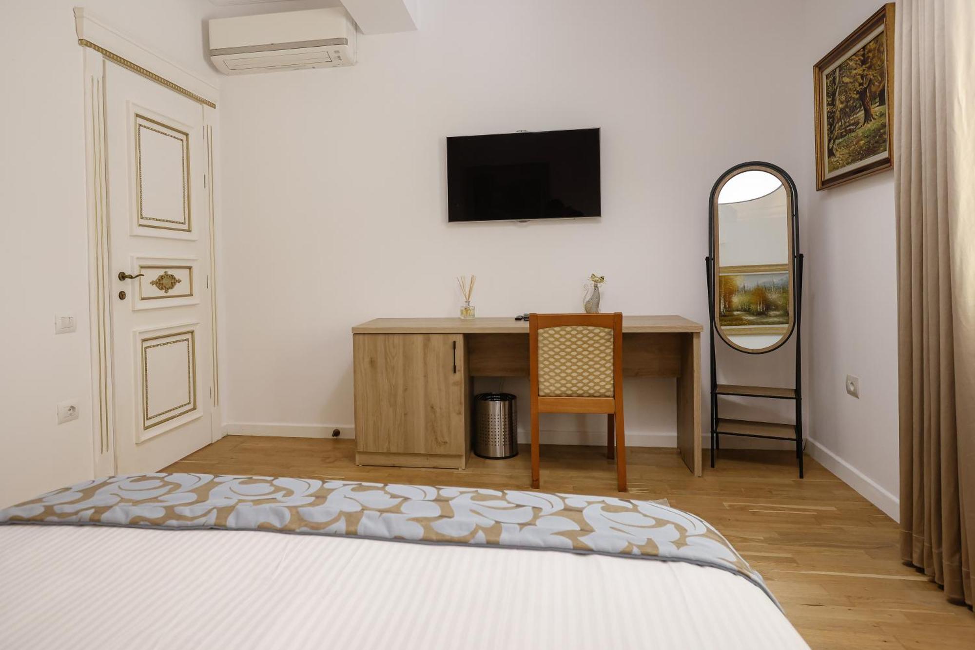 Vila Ferdinand Modern Rooms In Tirana'S Center ห้อง รูปภาพ