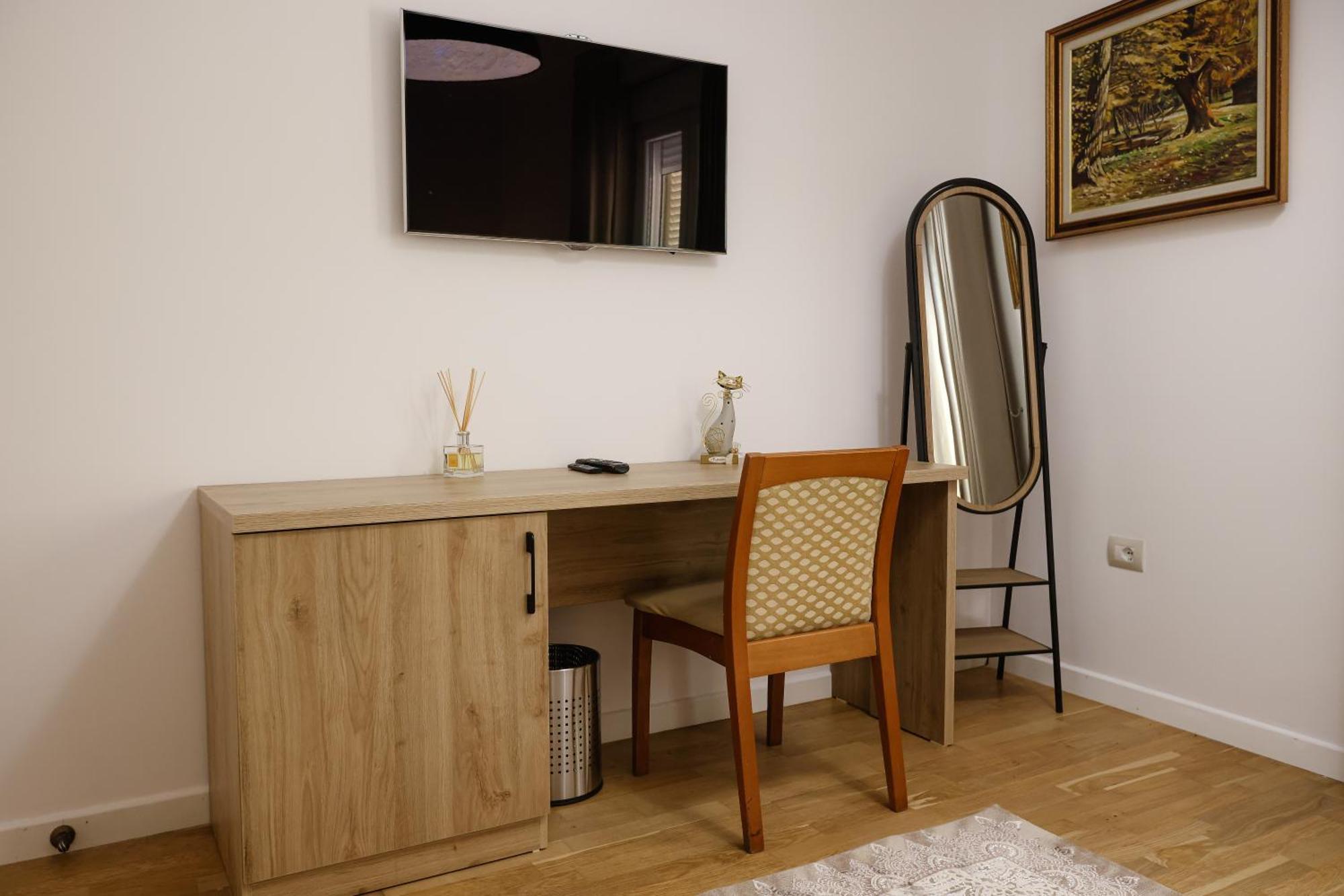 Vila Ferdinand Modern Rooms In Tirana'S Center ห้อง รูปภาพ